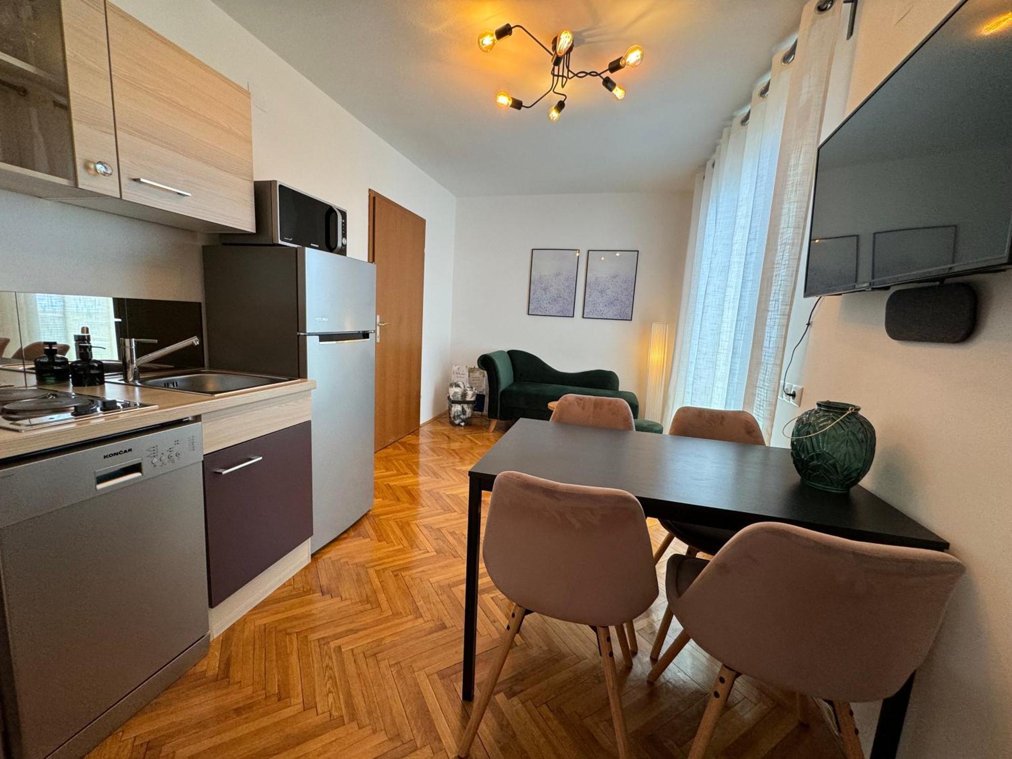 Penthouse Apartment Crikvenica Bagian luar foto